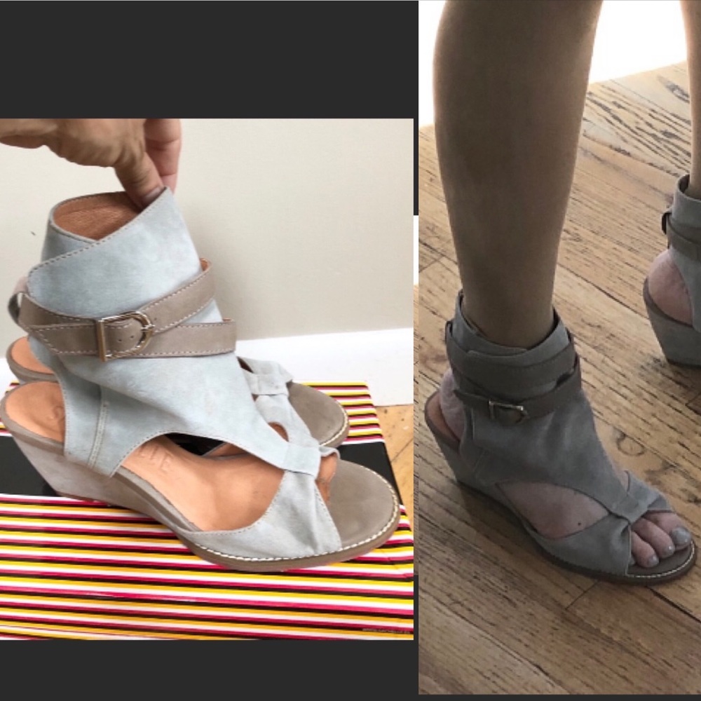 Sachelle Ring Bone Suede Wedge Sandal